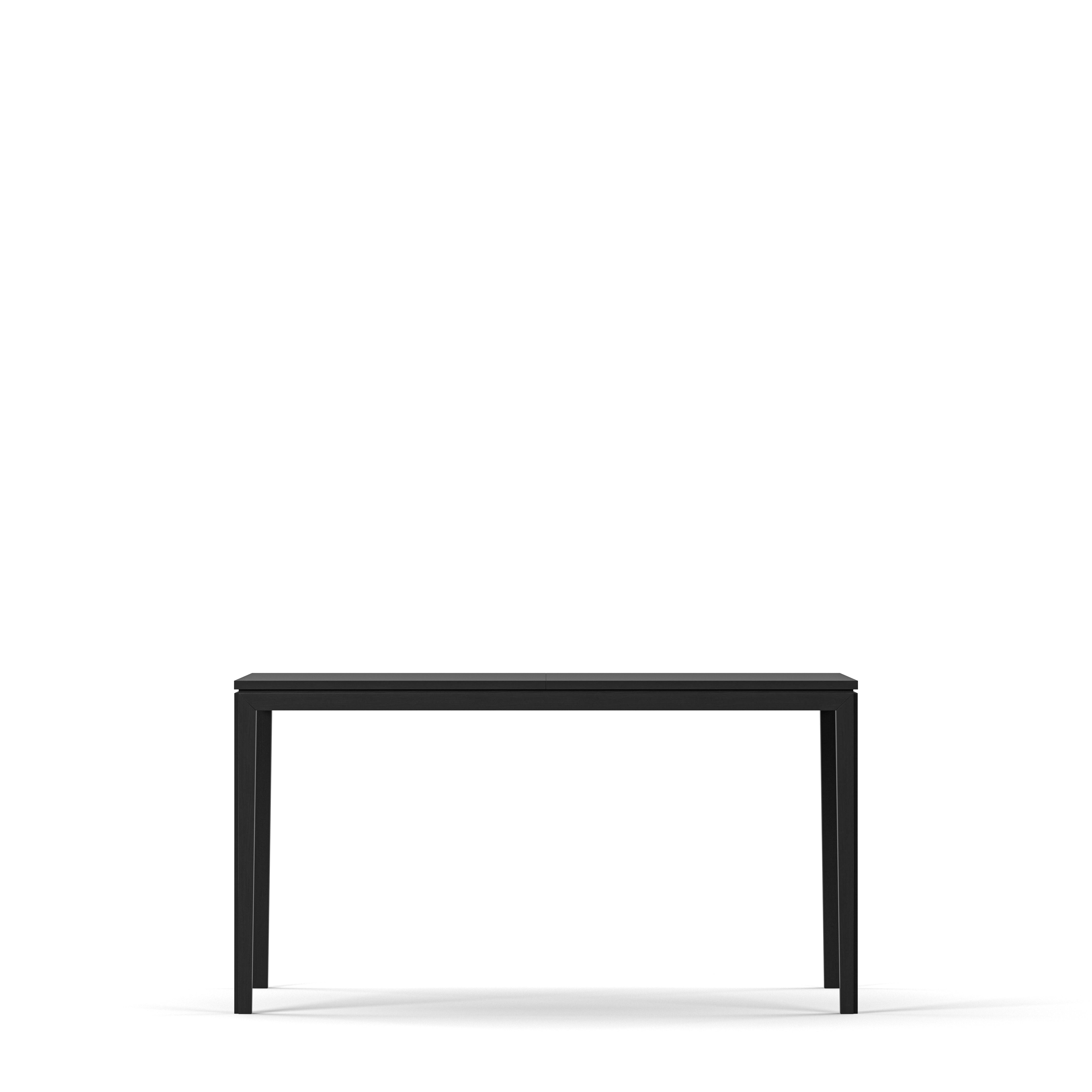 Edge 2.0 dining table 140 cm, incl 1 extension leaf